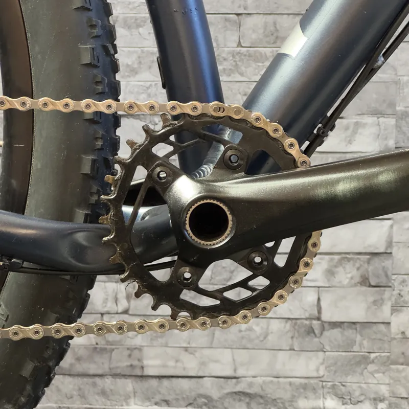 VOODOO BRAAG MEDIUM FRAME MOUNTAIN BIKE-3