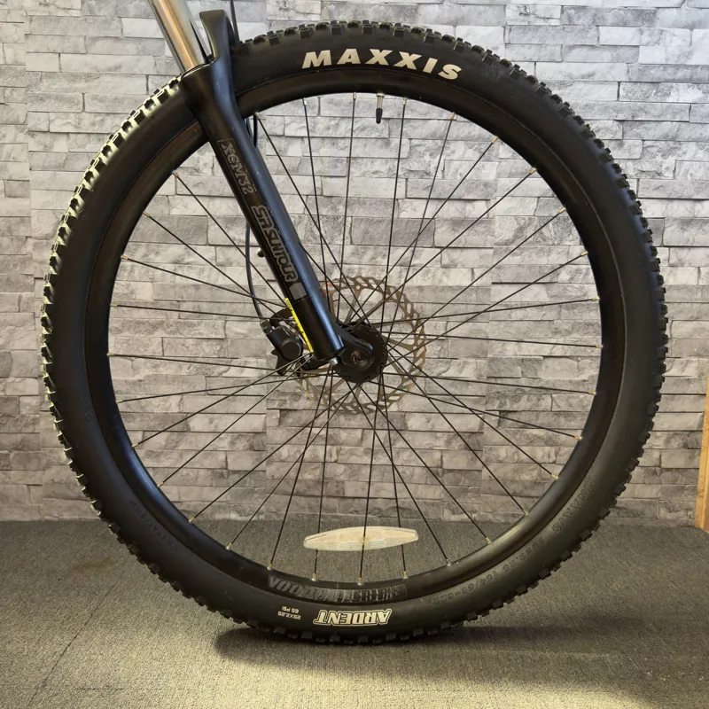 VOODOO BRAAG MEDIUM FRAME MOUNTAIN BIKE-4