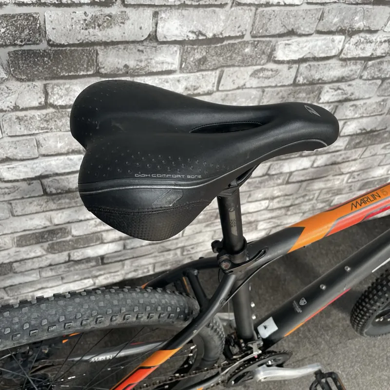 TREK MARLIN 5 MOUNTAIN BIKE - LARGE FRAME-7