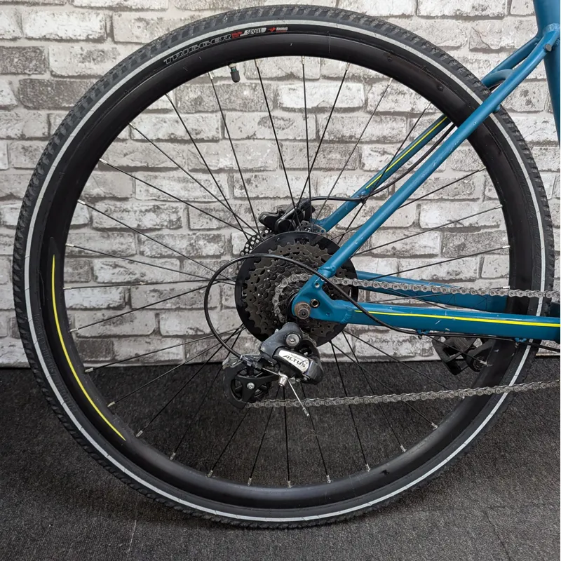 SPECIALIZED ARIEL DISC WOMENS HYBRID BIKE - LARGE 19 FRAME-1
