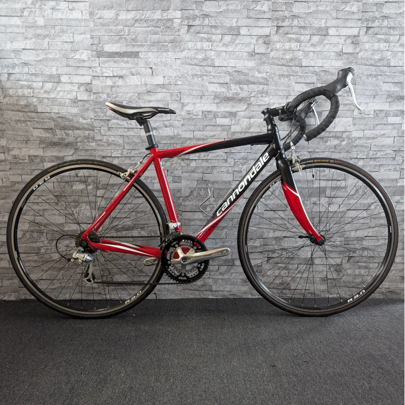 CANNONDALE CAAD8 SORA ROAD BIKE - MEDIUM 54CM FRAME