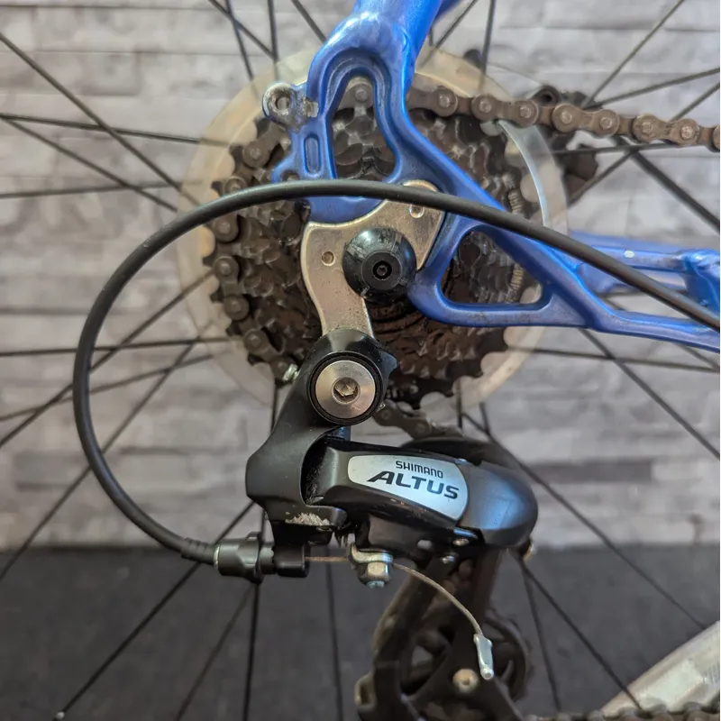 WOMANSHYBRID2020CARERRACROSSFIRE-3