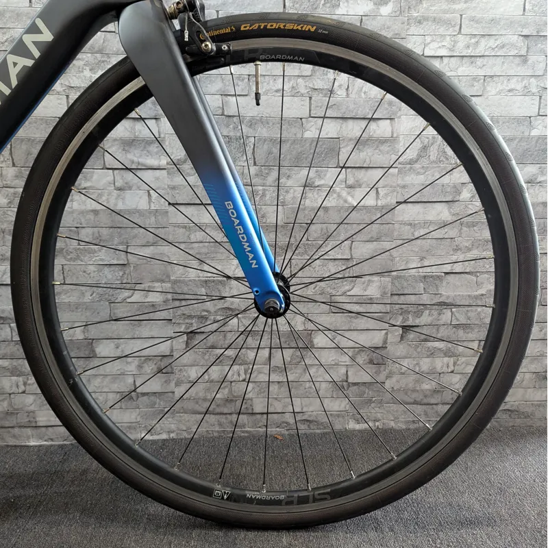 BOARDMAN SLR 8.9 CARBON ROAD BIKE - LARGE-1